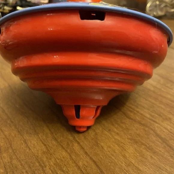 Vintage SMG Metal Spin Toy Top With Animal Cartoon Graphics In Red And Blue. - Picture 5 of 7